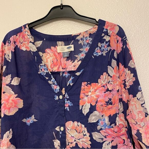 Old Navy quarter Button Navy Floral Lightweight semi sheer Blouse tunic top - L - Picture 3 of 9